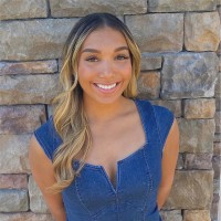 McKenzie SewOn Employee Daelyn Newman's profile photo