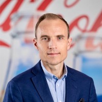 E-mail e número de telefone de Igor Zgrabljic