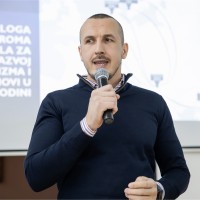 Tuzla Employee Mirnes Vejzovic's profile photo