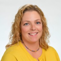 Orthopedic & Sports Institute of the Fox Valley Employee Lesley Baker's profile photo