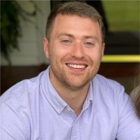 Invest with Roots Employee Dan Fastner's profile photo