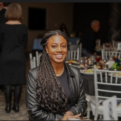 Roanoke Higher Education Center Employee Victoria Thomas's profile photo