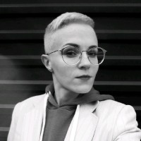 Dara Trofimenko Email