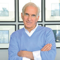 Fashion Institute of Technology Employee Robert Bronstein's profile photo
