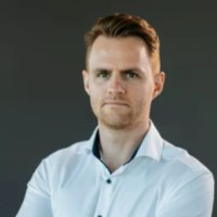 Eamon Cummins Email