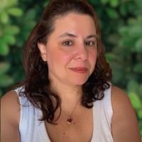 Carolina Ribeiro Email