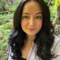 Georgina Holt Email