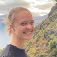 Caspari, Inc Employee Caroline Edge's profile photo