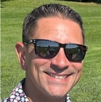 Nutrafol Employee Adam Read's profile photo