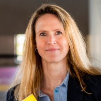 Anne Hendriks Email