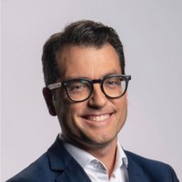 E-mail e número de telefone de Mauricio Parise