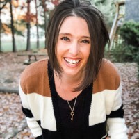 Lora Hull Email