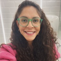 Petz Employee Iara Lima's profile photo