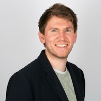 Stuart McColl Email