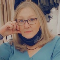 Jennifer Deshaies Email & Phone Number