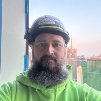 𝘊𝘦𝘳𝘵𝘪𝘧𝘪𝘦𝘥 𝘐𝘯𝘵𝘦𝘳𝘪𝘰𝘳𝘴, 𝘐𝘯𝘤. ᴡʙᴇ ᴄᴇʀᴛɪꜰɪᴇᴅ Employee Jonathan Schroff's profile photo