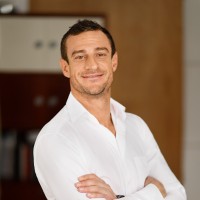 Nicholas Chapman Email