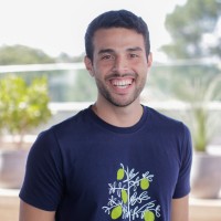 Vitor Trindade Ferraz Email