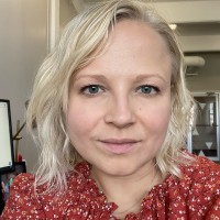 Sarah Malchow Email & Phone Number