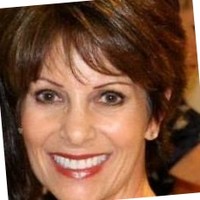 Questex Media Group Employee Julie Savant's profile photo