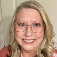 Vanguard Real Estate Solutions, LLC Employee Bette Dossman's profile photo