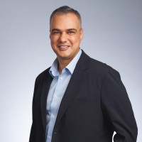 E-mail e número de telefone de Karan Paul