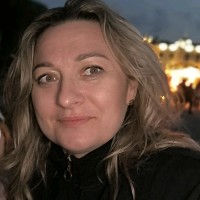 Karolina Jaroś Email