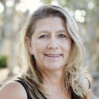 Lois Campton Email & Phone Number