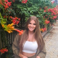 Yuliia Buravlova Email