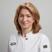 RealNames Employee Julia Deciantis's profile photo