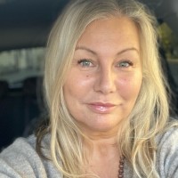 Eva Jonsson Email