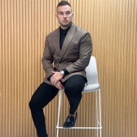 LuxuryProperty.com Employee Ryan North's profile photo