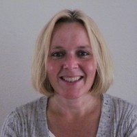 Anneke Bouman Email