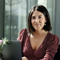 Julie Dizerens Email