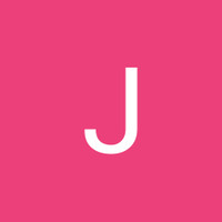 MahlerClean Employee Julie Remitz's profile photo