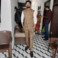 Vishank Tyagi Email