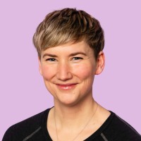 Philippa Peasland Email