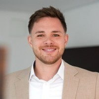 Oliver Huber Email