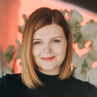 Mari Vavulski Email