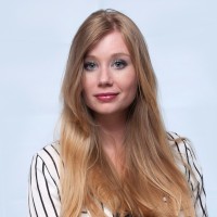 Kim van Vuuren Email
