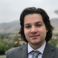 Charles Schwab Employee Nick Bradley's profile photo