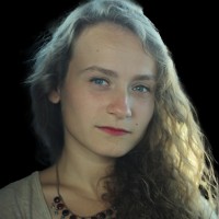 Arzu Celik Email