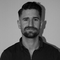 Jonathan Lindström Email