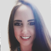 Surterre Properties Luxury Real Estate Brokerage Employee Elizabeth Pahlavan's profile photo