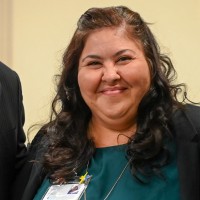 Yvonne Molles Email