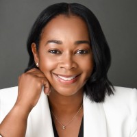 Kickstarter Employee Courtney Warren's profile photo