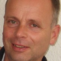 Charles van der Geest Email