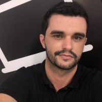 Dione Soares Email