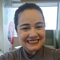 Fernanda Leal Email