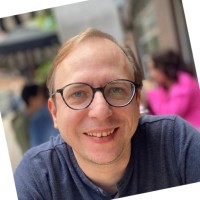 Thomas Vangelooven Email
